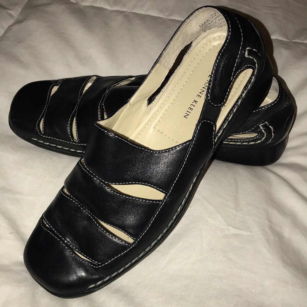 Anne Klein ladies leather casual shoes